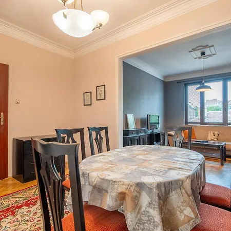 Apartmán 2bdr Retro Coziness *