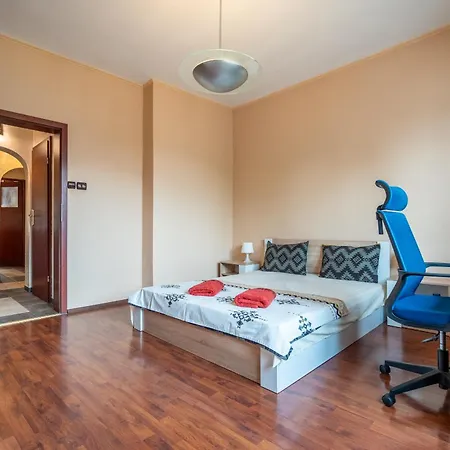 Apartmán 2bdr Retro Coziness