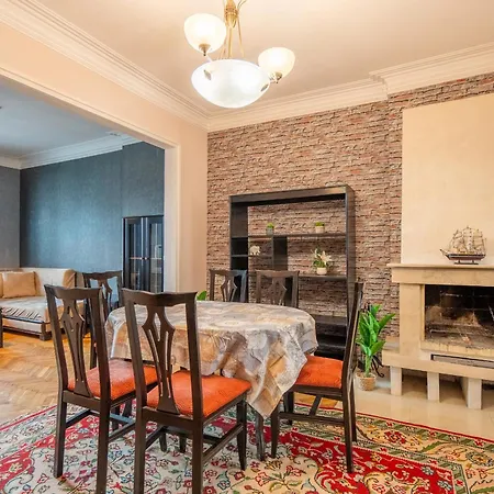 Apartamento 2bdr Retro Coziness